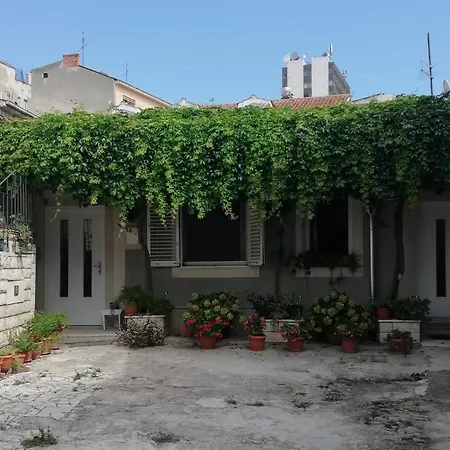 Lenka Apartamento *