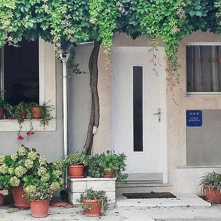 Apartamento Lenka *
