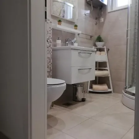 Lenka Apartamento *